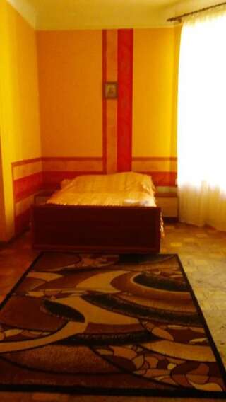 Апартаменты Apartment on Franka Ивано-Франковск Стандартные апартаменты-37